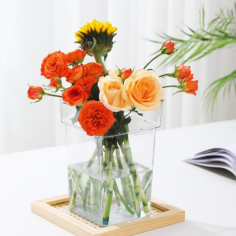 Acrylic Vase With Coller